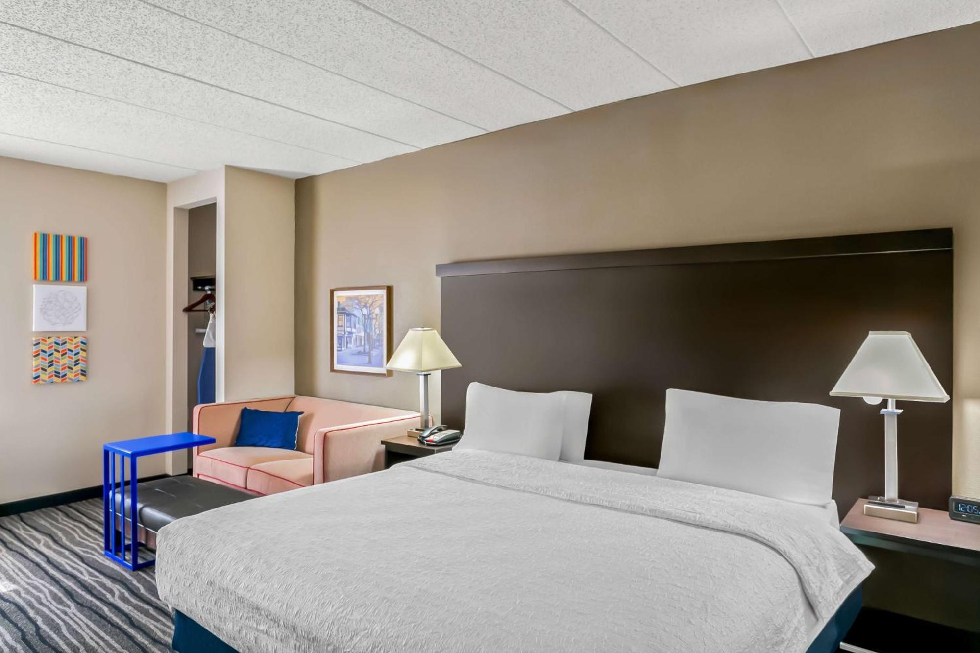 Hampton Inn Bowie Exterior photo