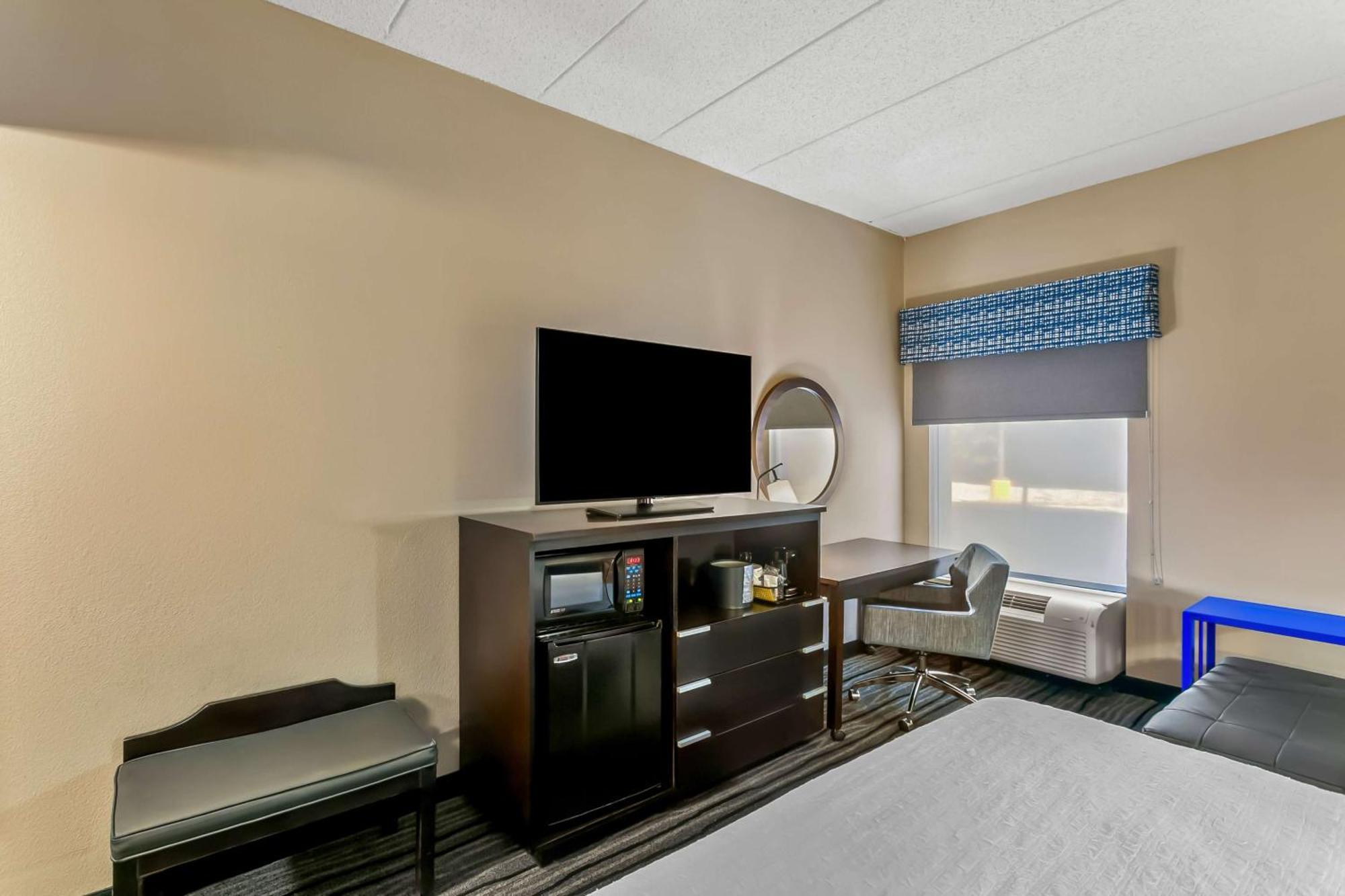 Hampton Inn Bowie Exterior photo