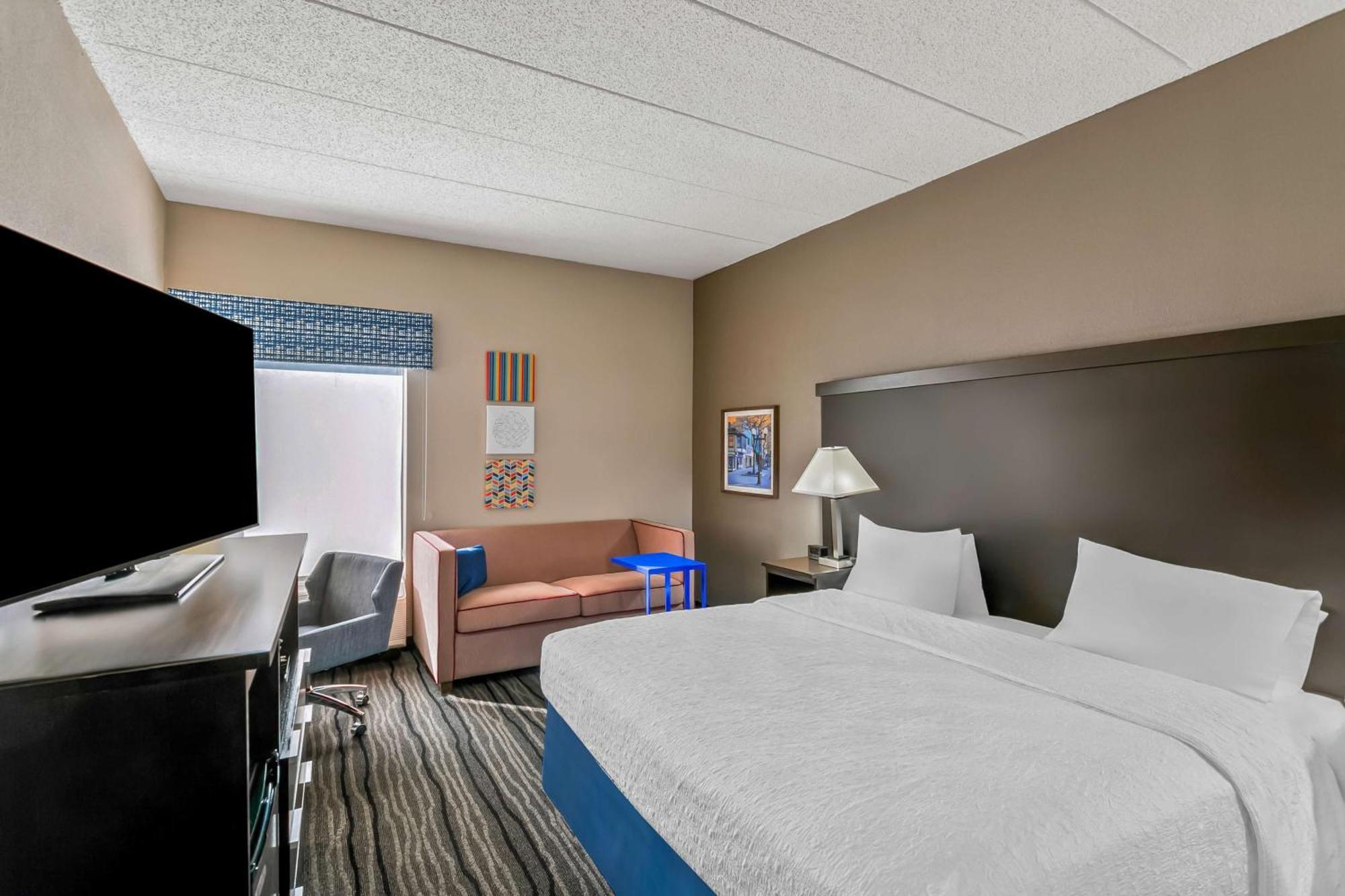 Hampton Inn Bowie Exterior photo